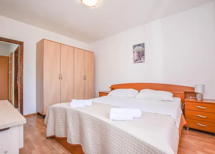 House Marrie Lou Дом отдыха