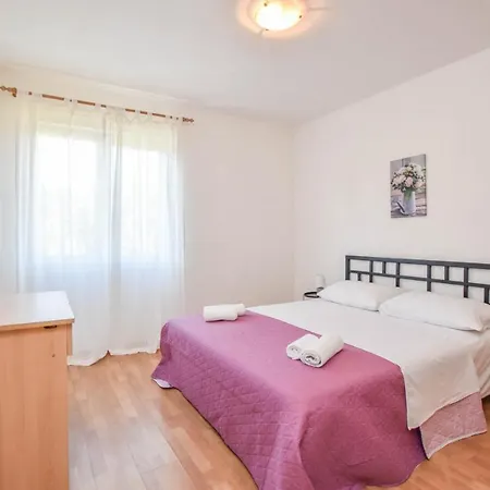 House Marrie Lou 別荘 Banj