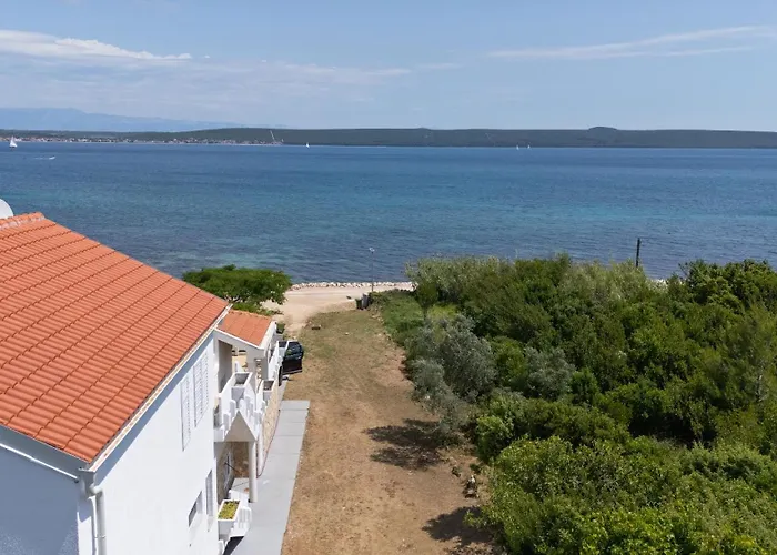 House Marrie Lou Semesterbostad